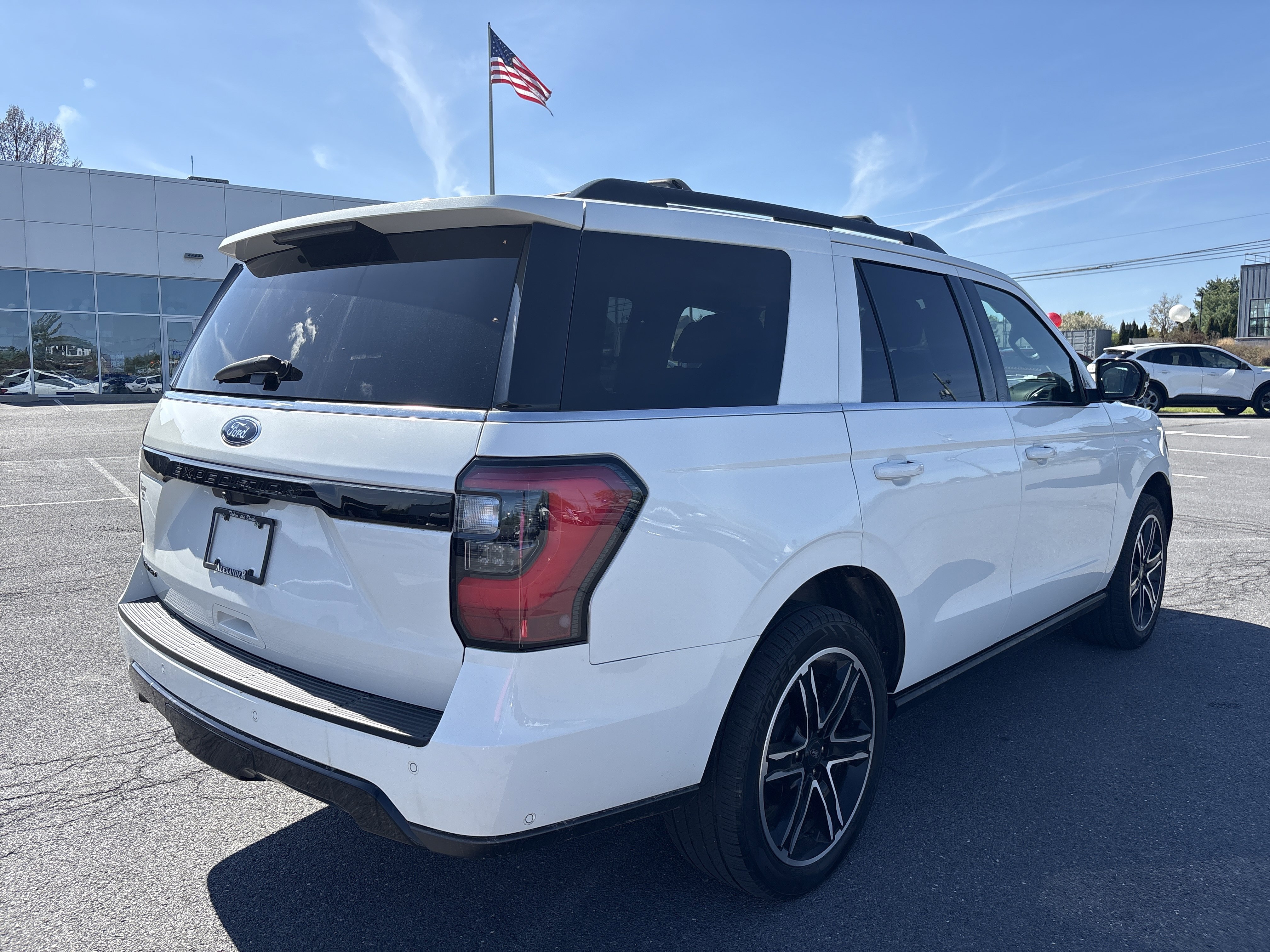 Certified 2021 Ford Expedition Limited AWD/4WD image 10