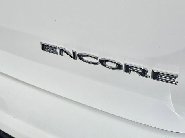 Used 2021 Buick Encore Preferred image 9