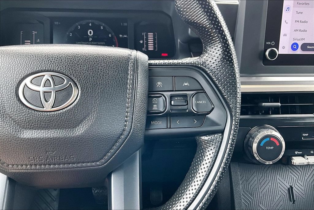 Used 2025 Toyota Tacoma SR5 AWD/4WD image 20