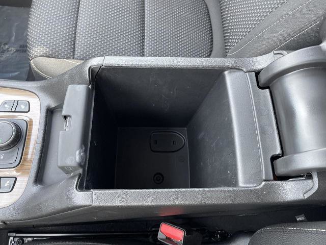 Used 2023 GMC Acadia SLE w/ Driver Convenience Package image 31