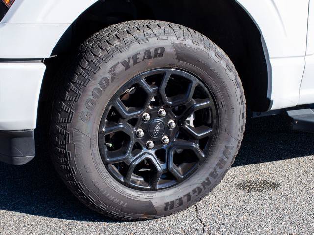 Certified 2024 Ford F150 XLT w/ XLT Black Appearance Package AWD/4WD image 5