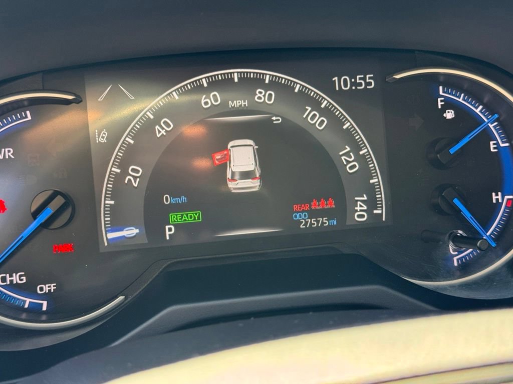 Used 2023 Toyota RAV4 LE AWD/4WD image 20