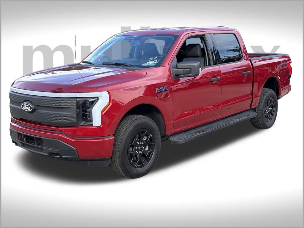 Certified 2025 Ford F150 Lightning XLT w/ Max Trailer Tow Package image 12