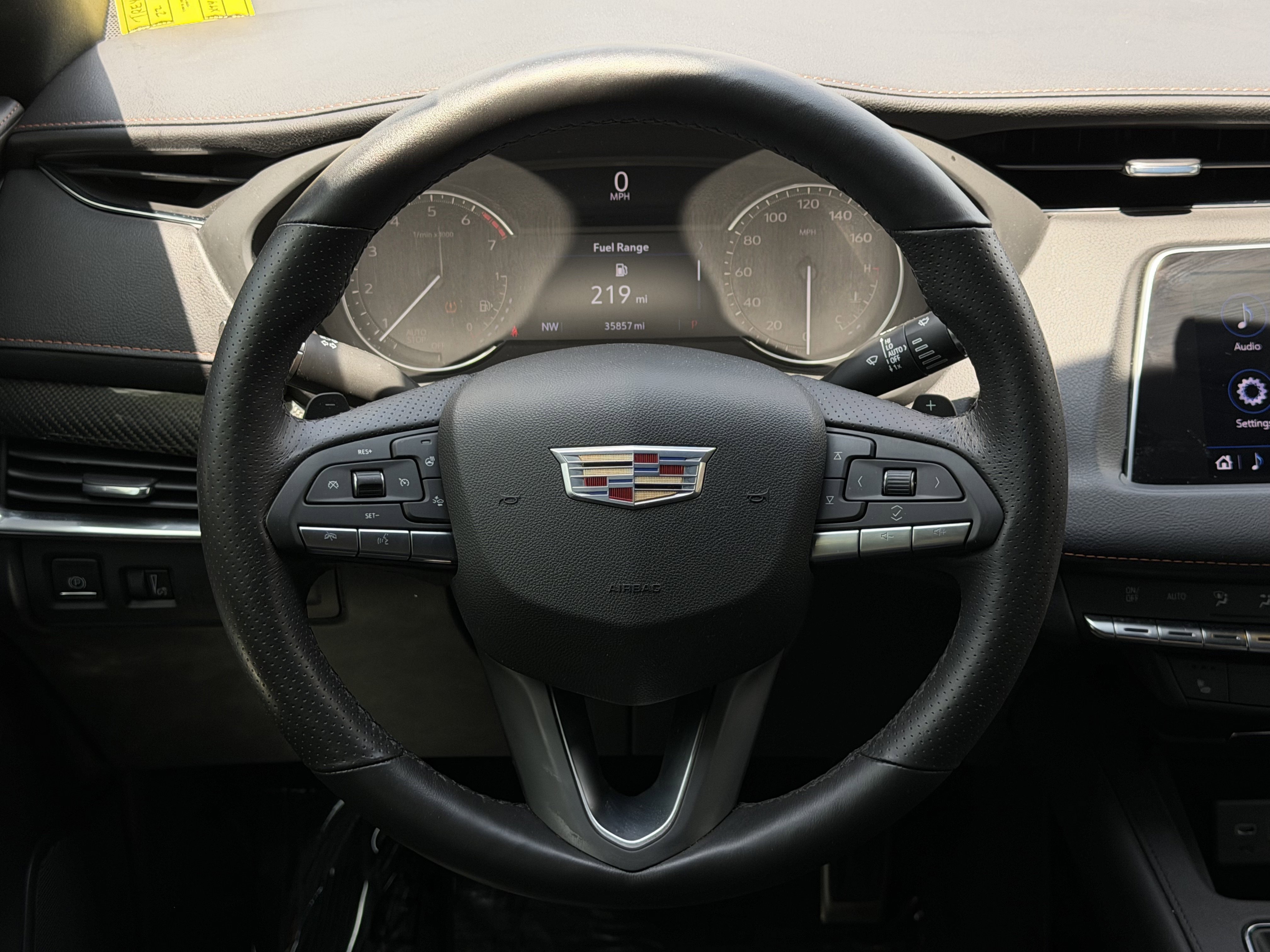 Used 2022 Cadillac XT4 Sport w/ Enhanced Visibility Package FWD image 14