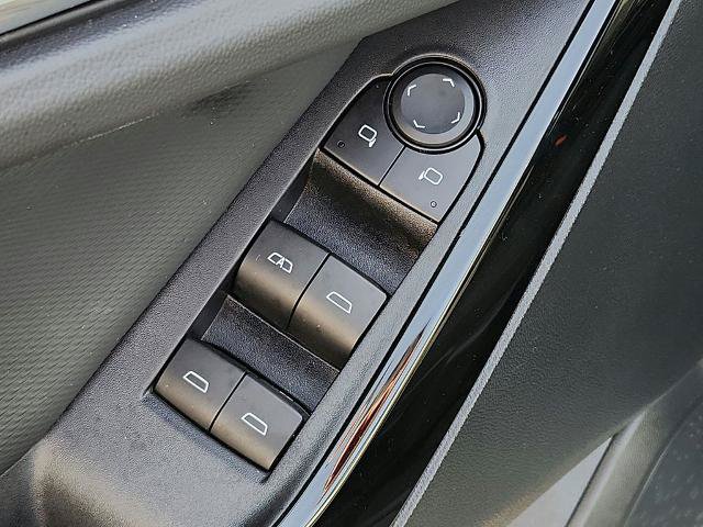 Used 2026 Chevrolet Equinox LT FWD image 19