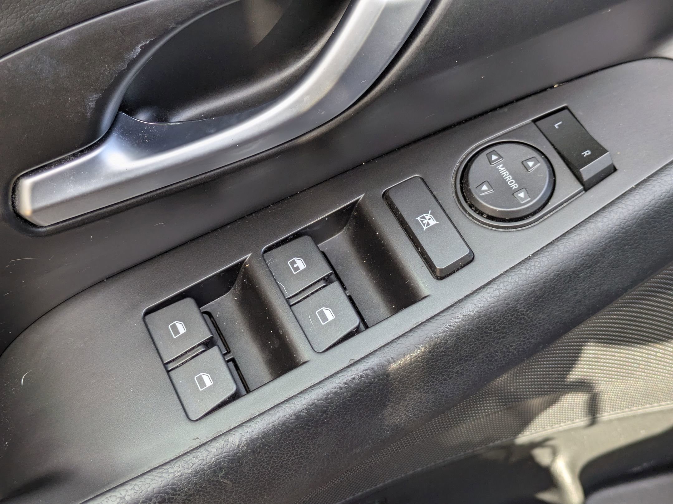 Used 2018 Hyundai Elantra GT image 11