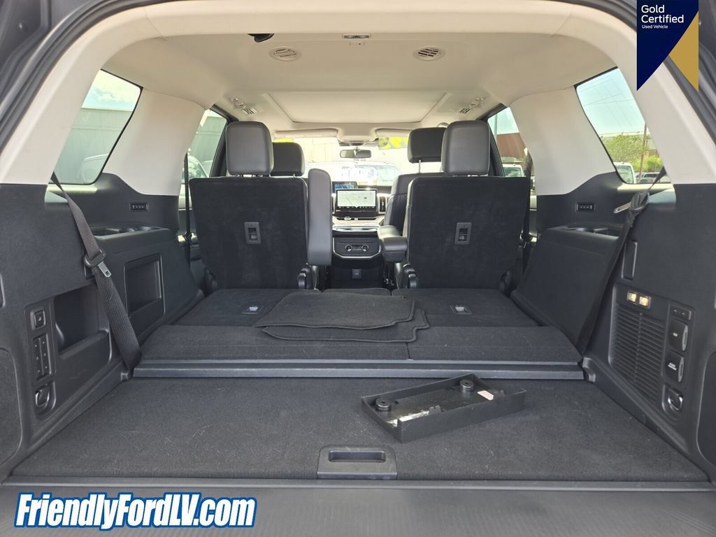 Certified 2025 Ford Expedition Active AWD/4WD image 17