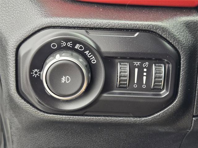 Used 2018 Jeep Wrangler Unlimited Rubicon AWD/4WD image 20