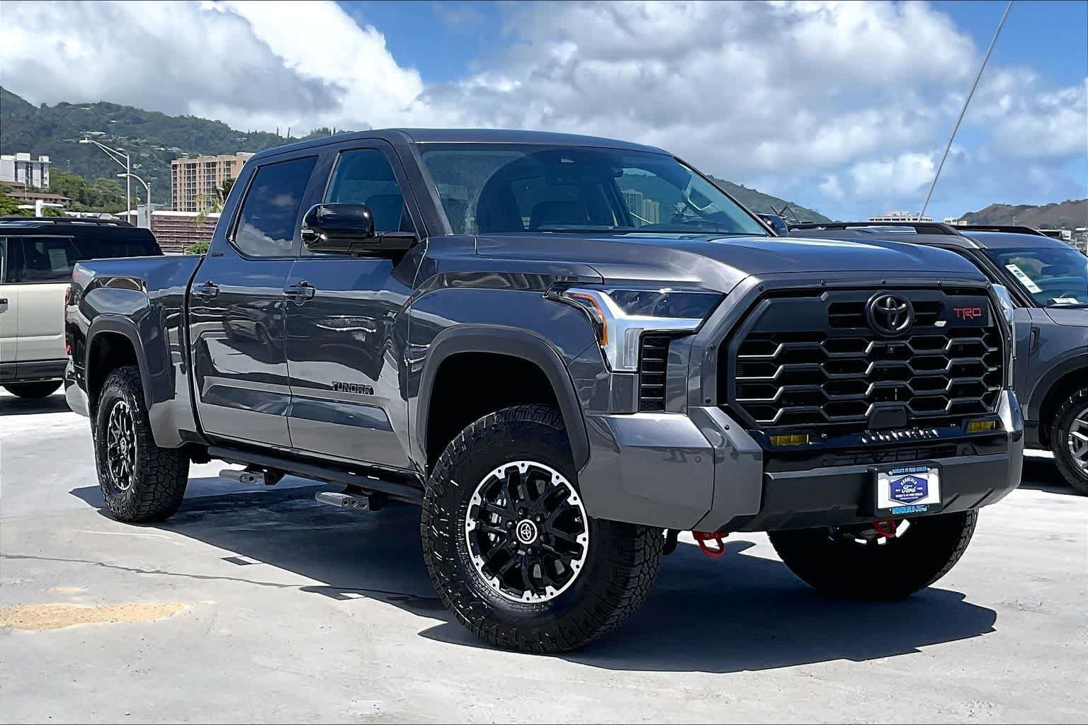 Used 2024 Toyota Tundra Limited w/ TRD Off-Road Package AWD/4WD image 21
