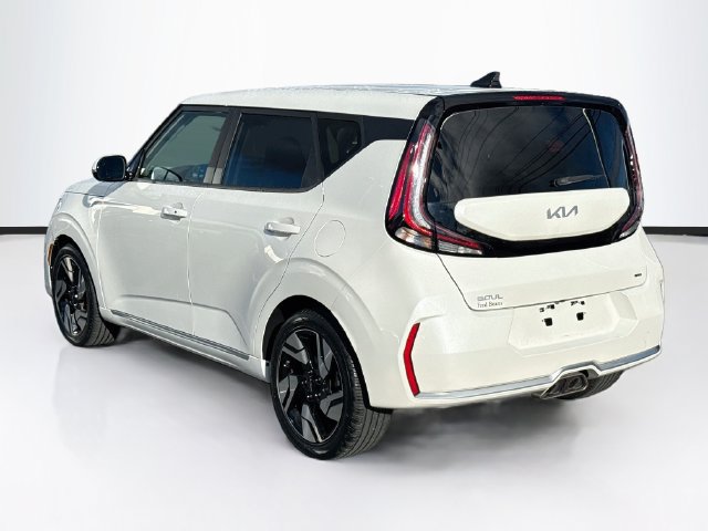 Used 2023 Kia Soul GT-Line w/ GT-Line Technology Package FWD image 8