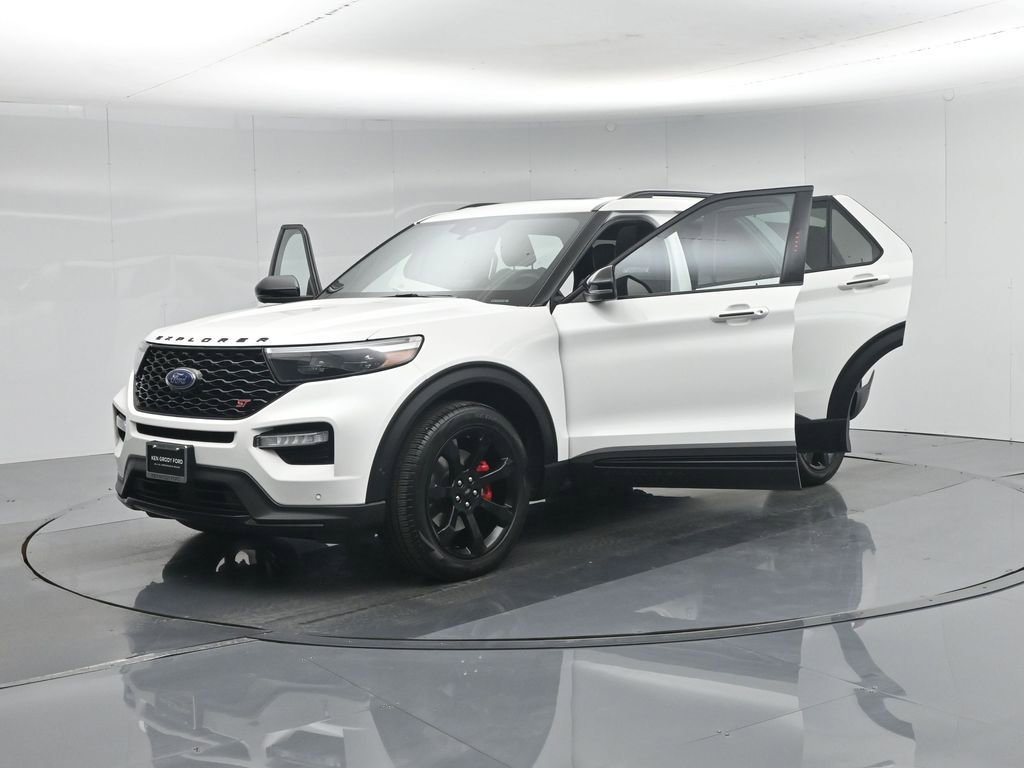 Certified 2023 Ford Explorer ST w/ Equipment Group 401A AWD/4WD image 35