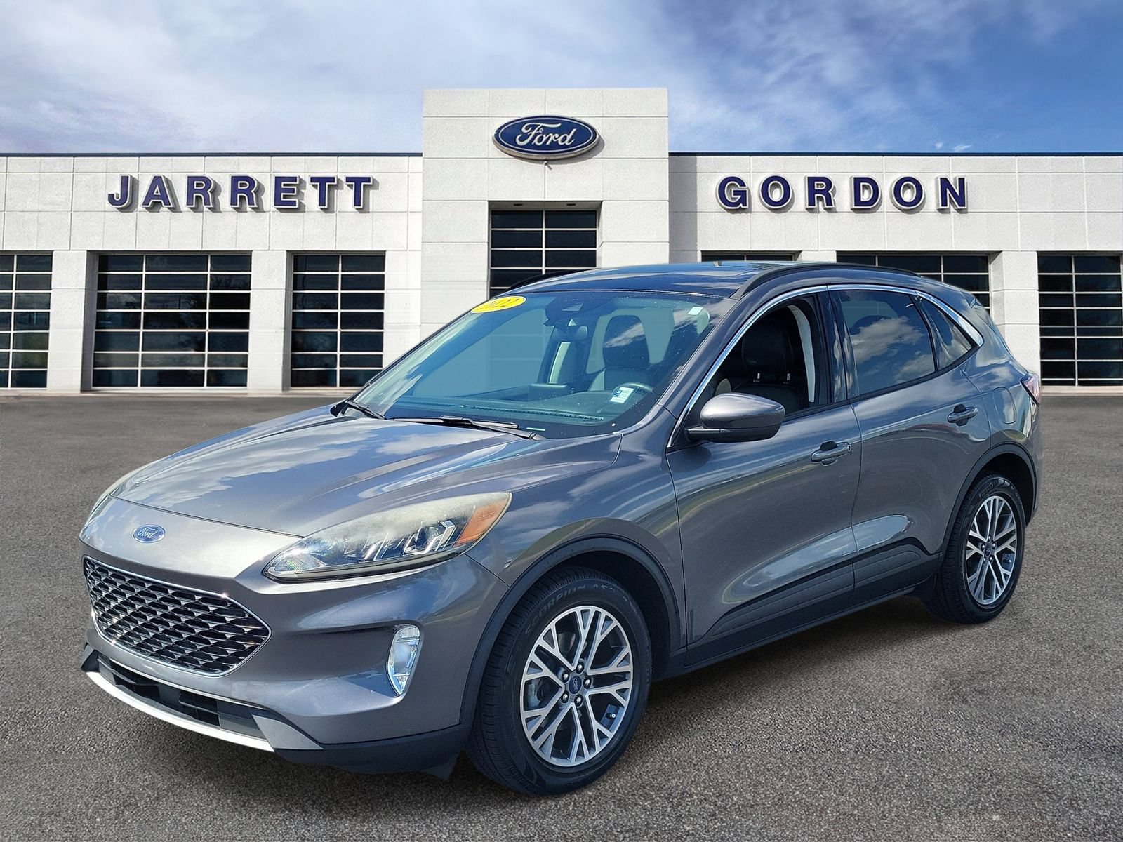 Certified 2022 Ford Escape SEL FWD image 2