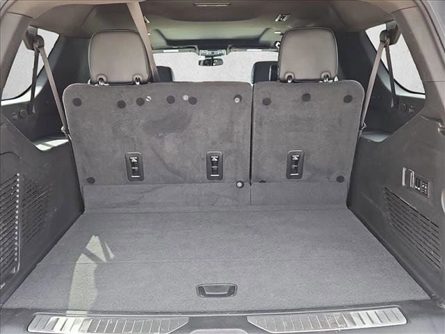 Used 2024 GMC Yukon XL Denali image 9