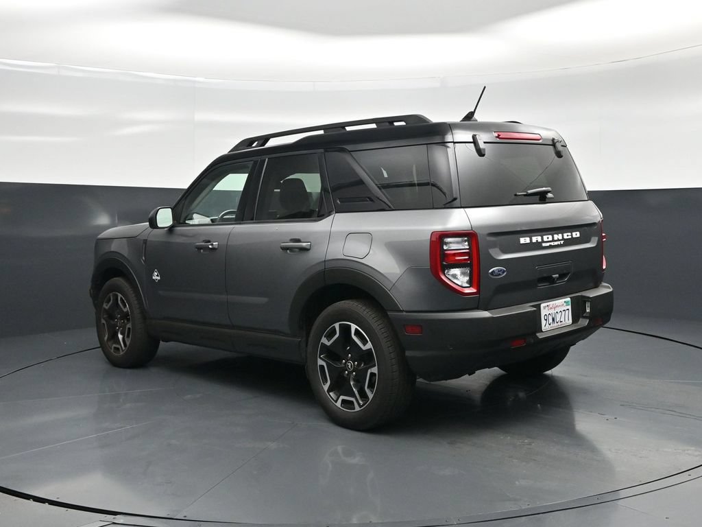 Certified 2022 Ford Bronco Sport Outer Banks w/ Tech Package AWD/4WD image 7