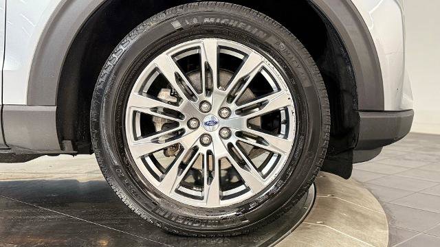 Certified 2025 Ford Explorer Active w/ Active Comfort Package image 18