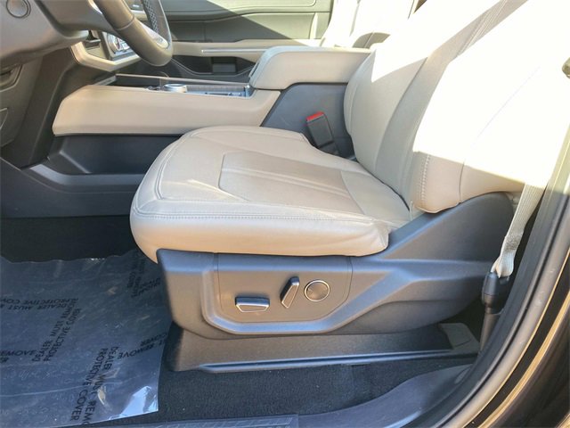 Certified 2024 Ford Expedition Limited image 22