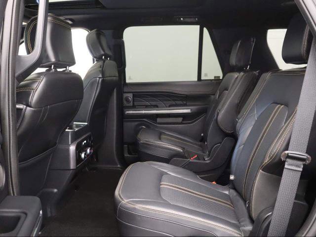 Certified 2022 Ford Expedition Platinum image 25
