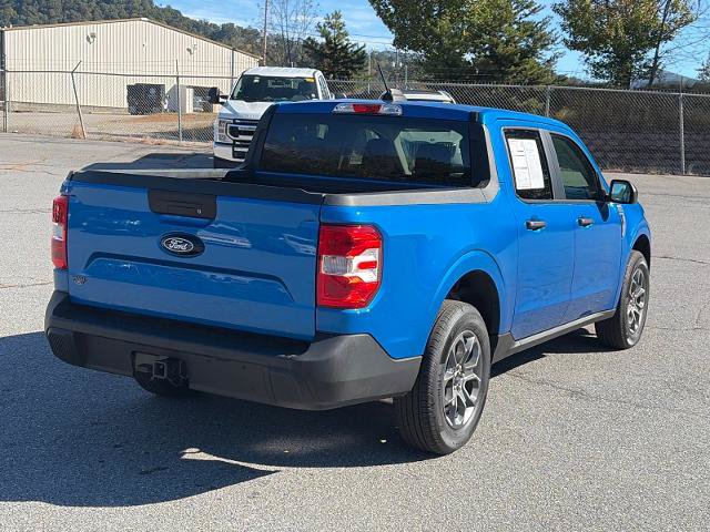 Certified 2025 Ford Maverick XLT w/ Equipment Group 301A AWD/4WD image 3