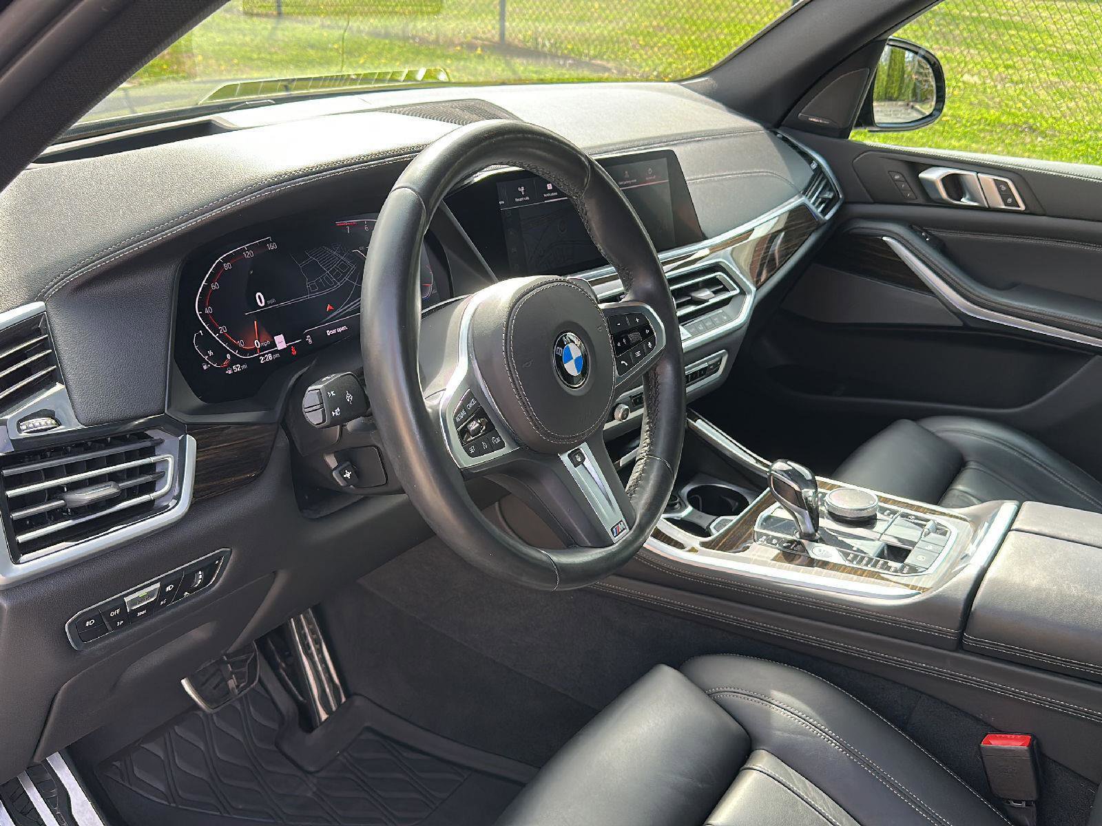 Used 2020 BMW X5 xDrive40i w/ M Sport Package image 14