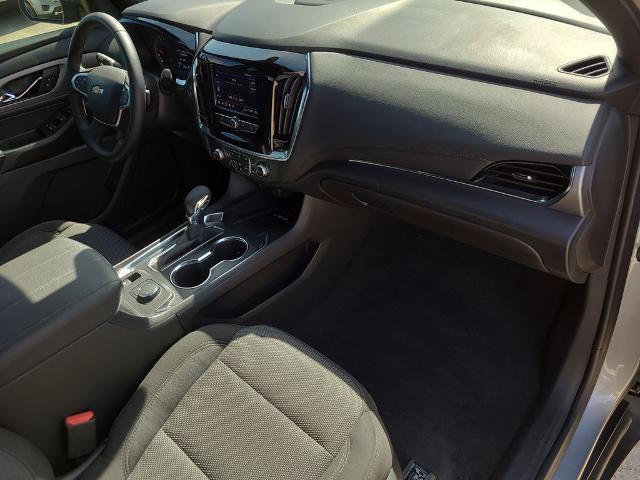 Used 2023 Chevrolet Traverse LT FWD image 10