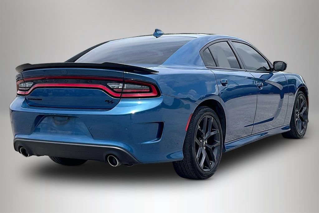 Used 2022 Dodge Charger R/T w/ Blacktop Package RWD image 5
