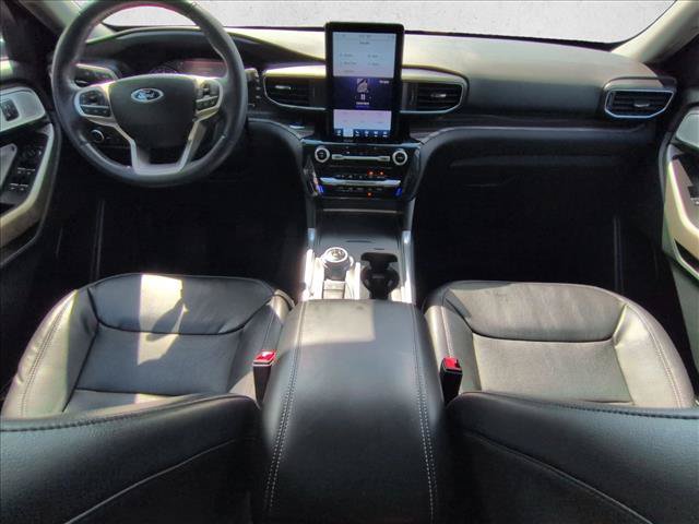 Certified 2023 Ford Explorer Limited w/ Limited Technology Package AWD/4WD image 17
