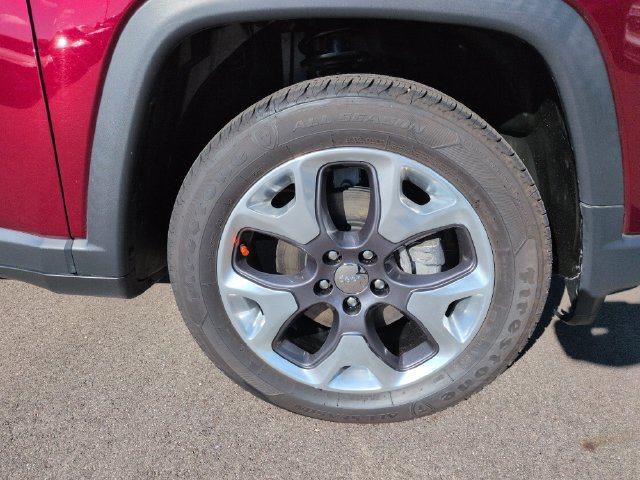 Used 2021 Jeep Compass Limited w/ Sun and Sound Group AWD/4WD image 13