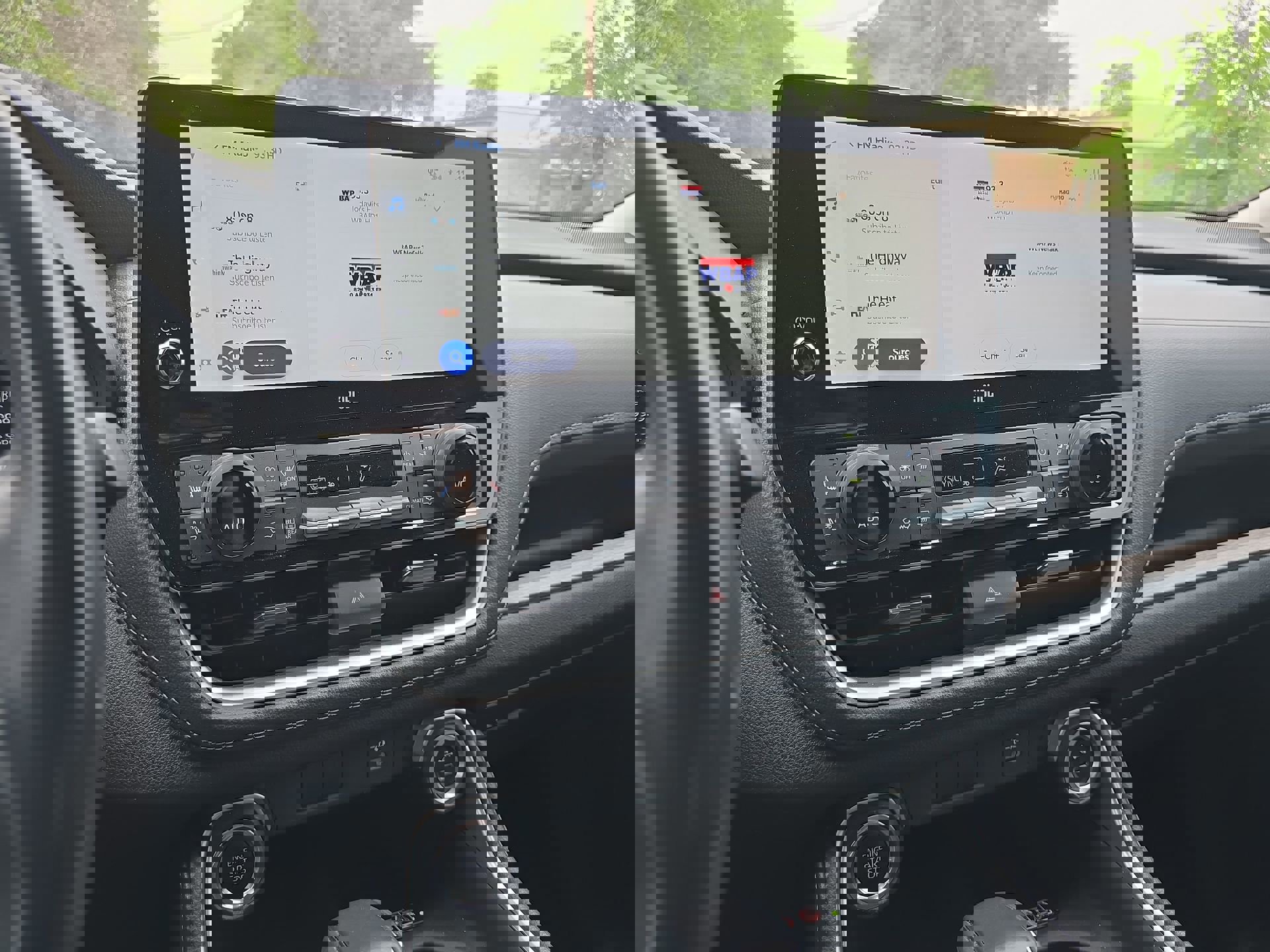 Used 2024 Toyota Grand Highlander Limited FWD image 16