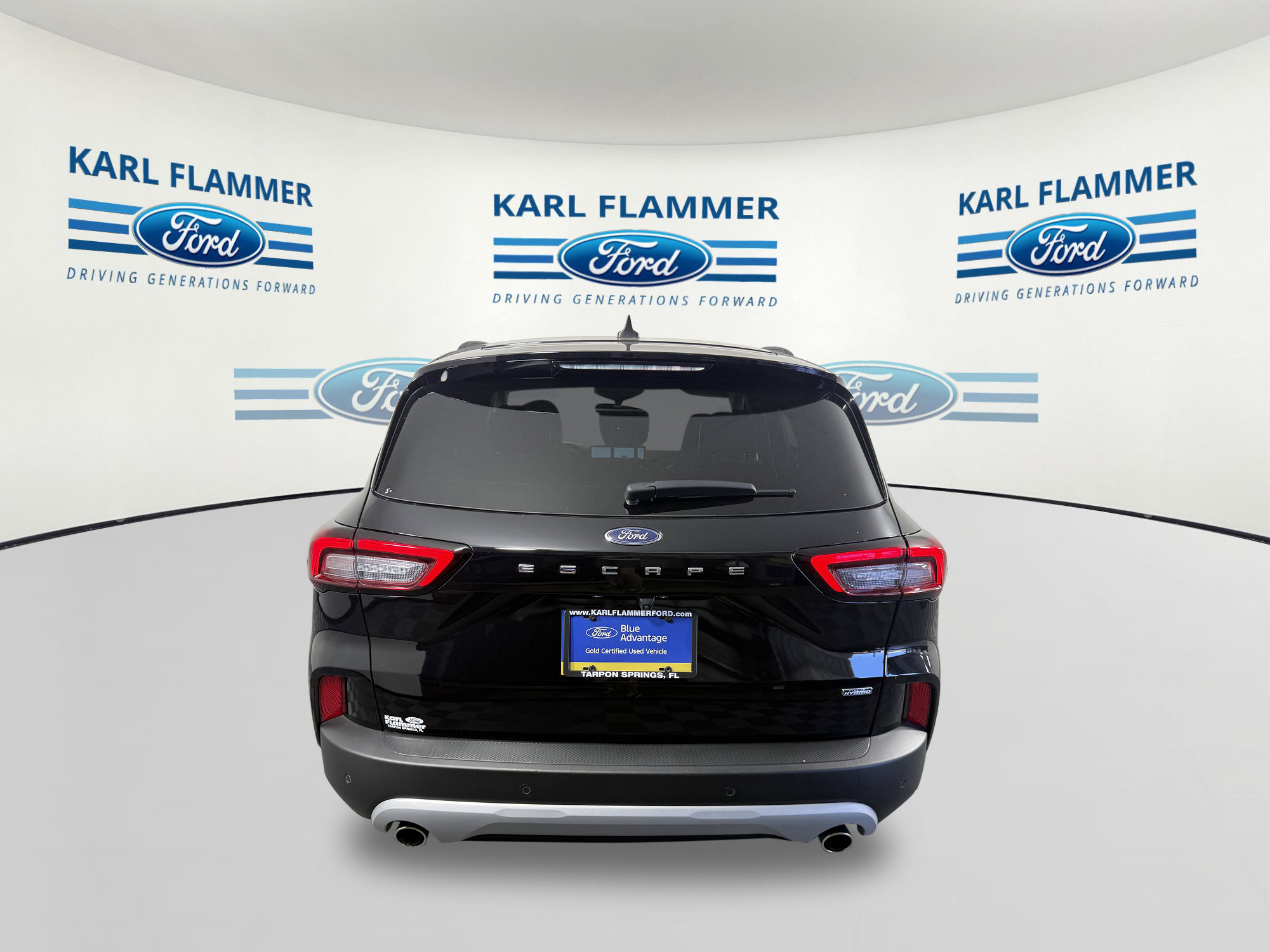 Certified 2025 Ford Escape SE FWD image 4