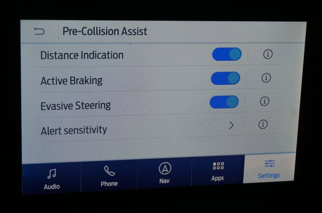 Certified 2022 Ford Explorer Limited w/ Equipment Group 301A image 17