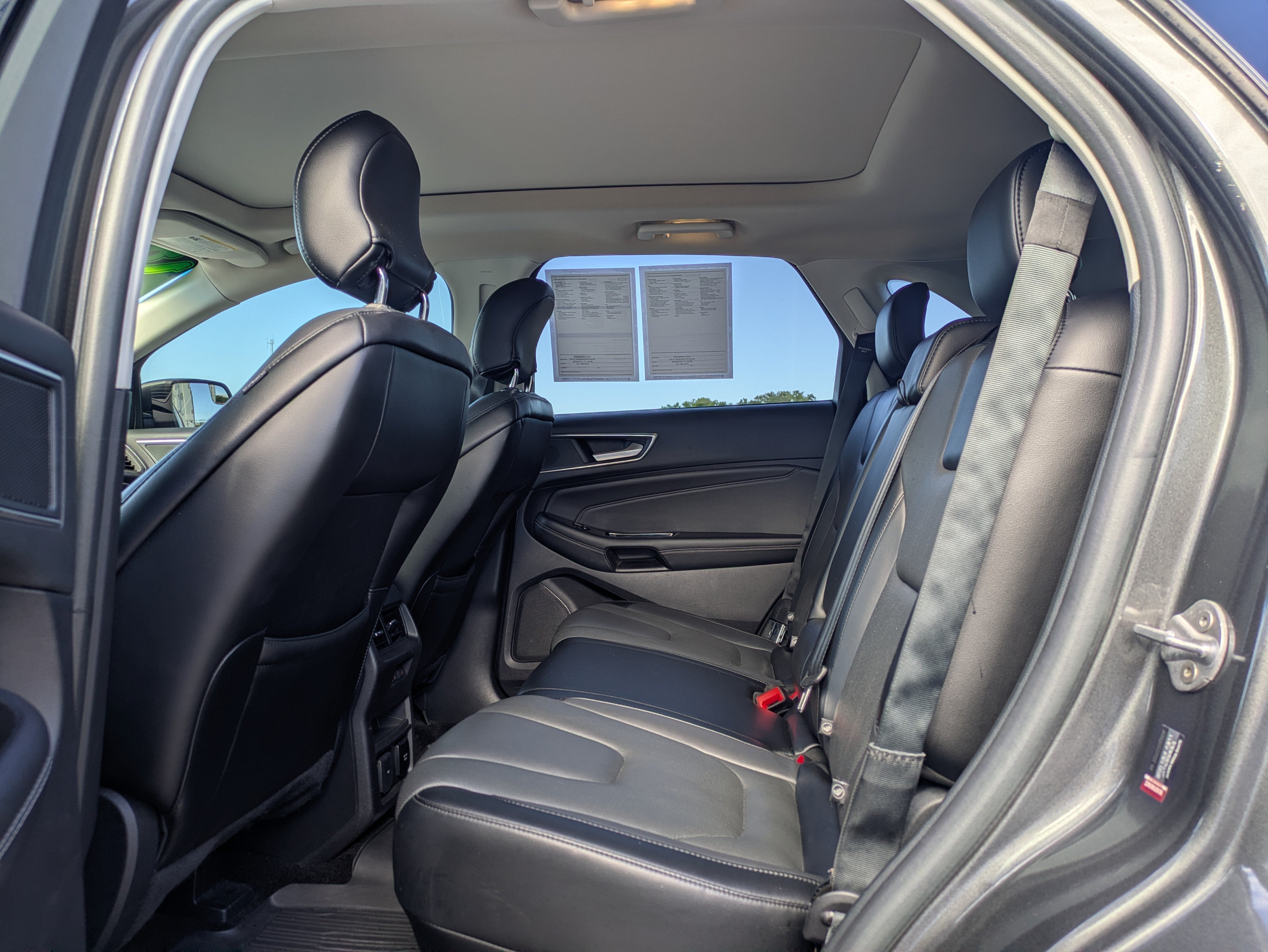 Certified 2018 Ford Edge Titanium w/ Equipment Group 301A FWD image 17