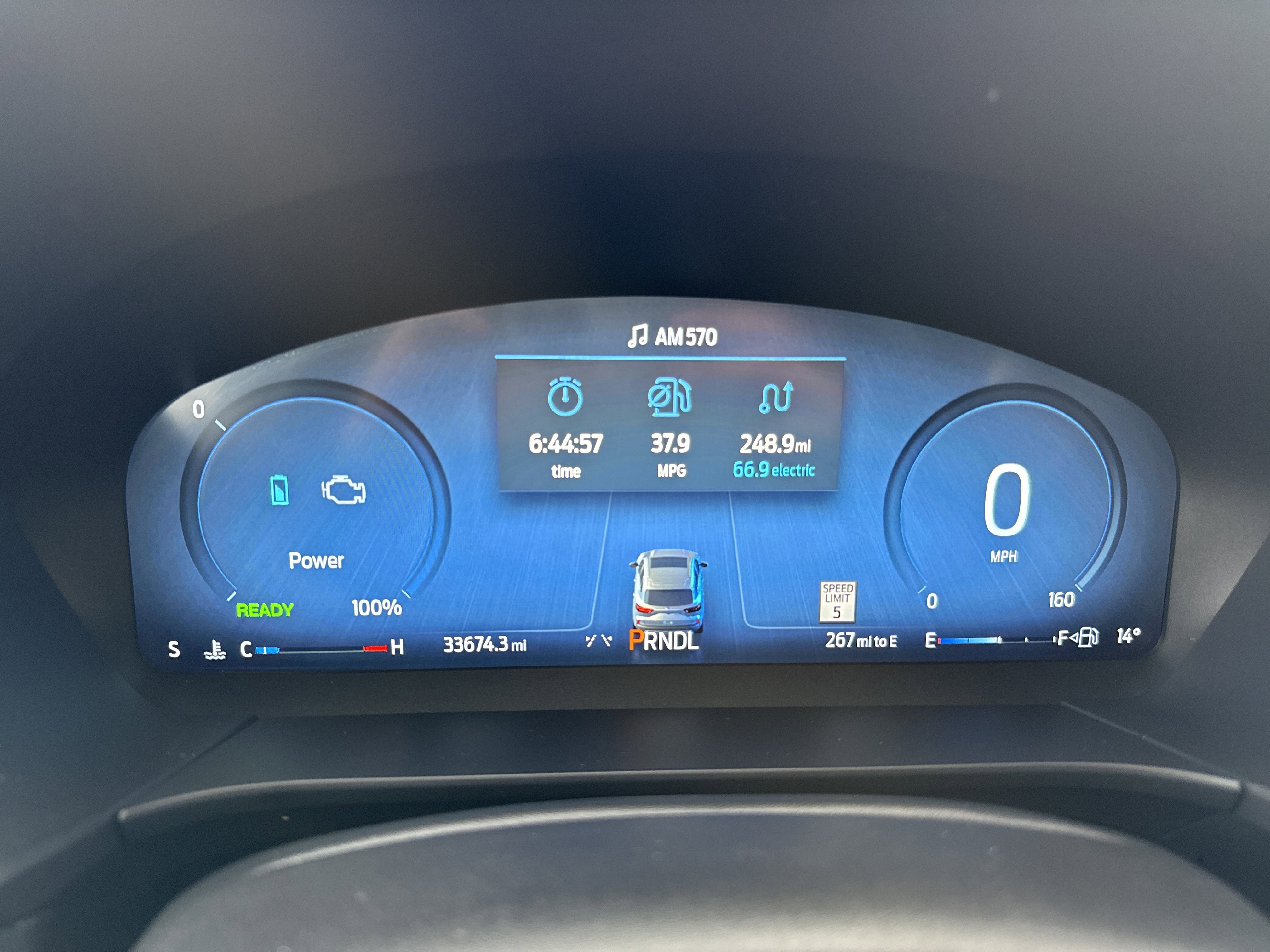 Certified 2024 Ford Escape Platinum w/ Class II Trailer Tow Package image 19