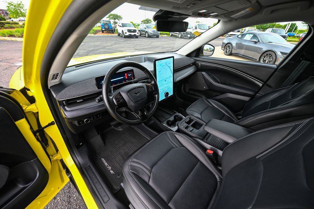 Certified 2025 Ford Mustang Mach-E Premium AWD/4WD image 18