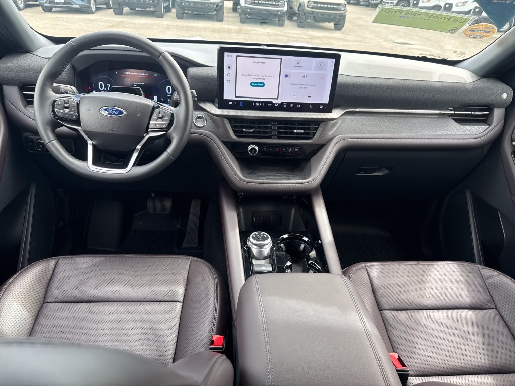 Certified 2026 Ford Explorer Platinum RWD image 6