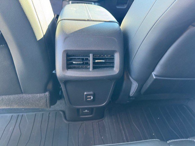 Used 2022 GMC Terrain SLT w/ Infotainment Package II image 24