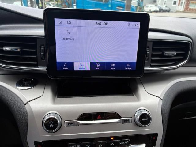 Certified 2023 Ford Explorer XLT w/ Equipment Group 202A AWD/4WD image 24