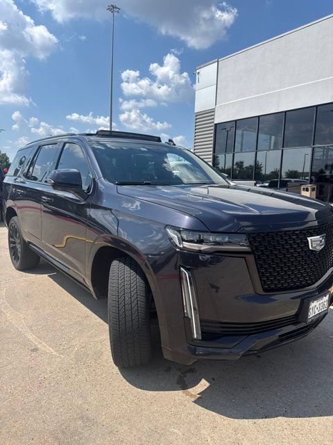 Used 2023 Cadillac Escalade Premium Luxury RWD image 7