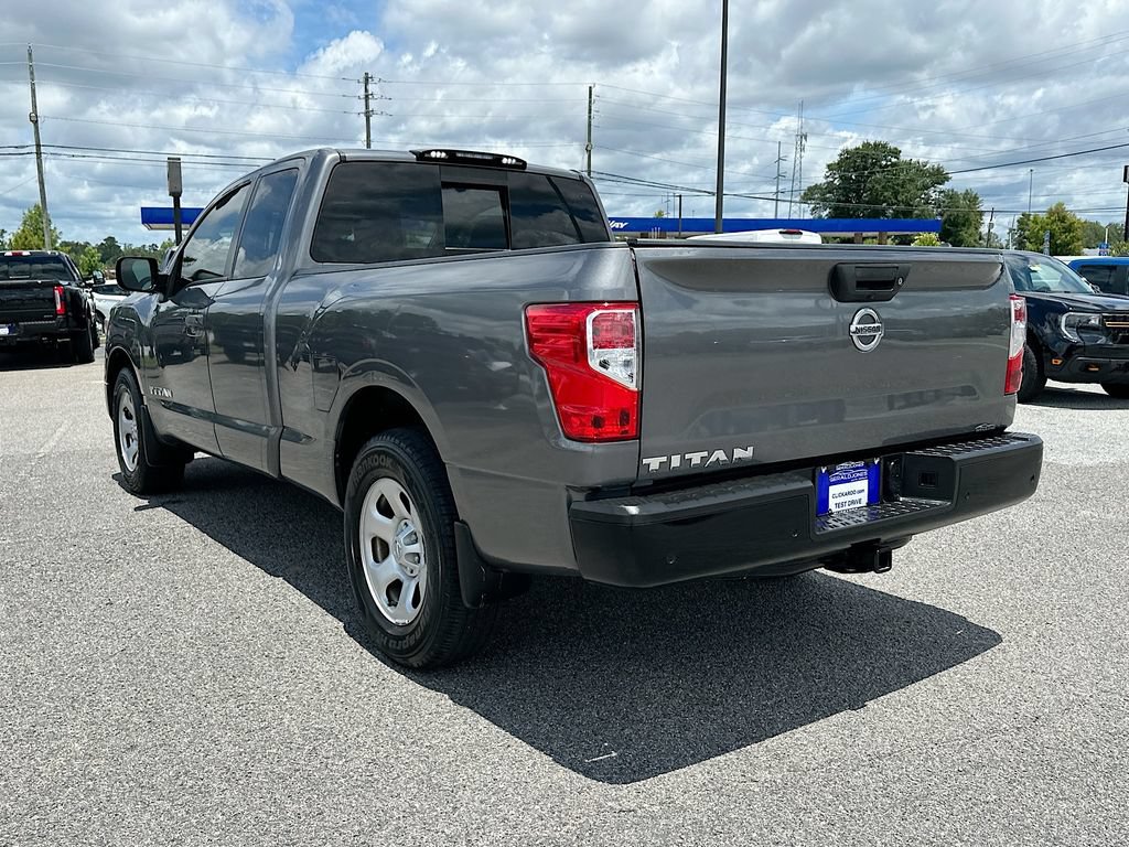 Used 2021 Nissan Titan S RWD image 6