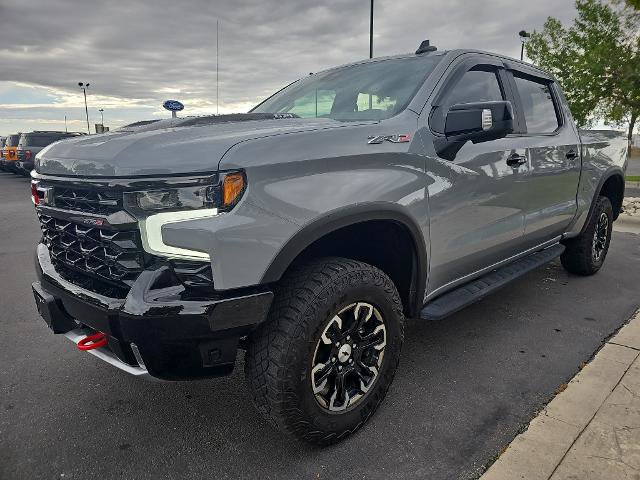 Used 2024 Chevrolet Silverado 1500 ZR2 w/ Technology Package AWD/4WD image 4