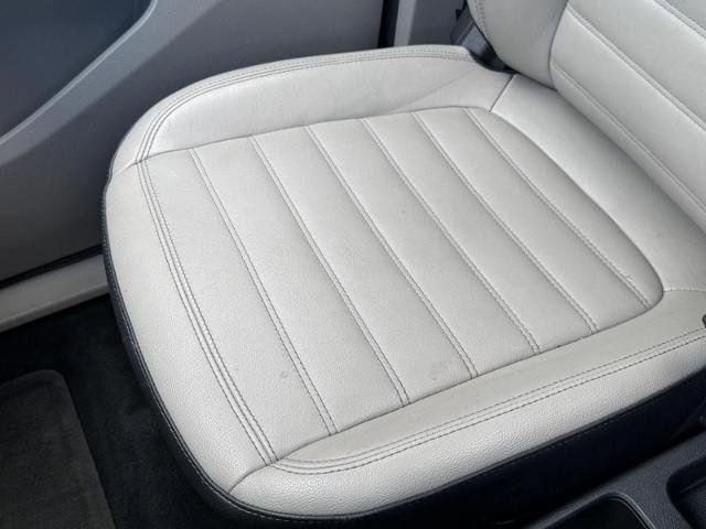 Certified 2019 Ford Transit Connect Titanium w/ Titanium Premium Package FWD image 19