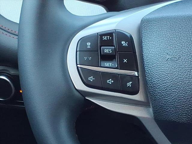 Certified 2025 Ford Explorer Active image 8