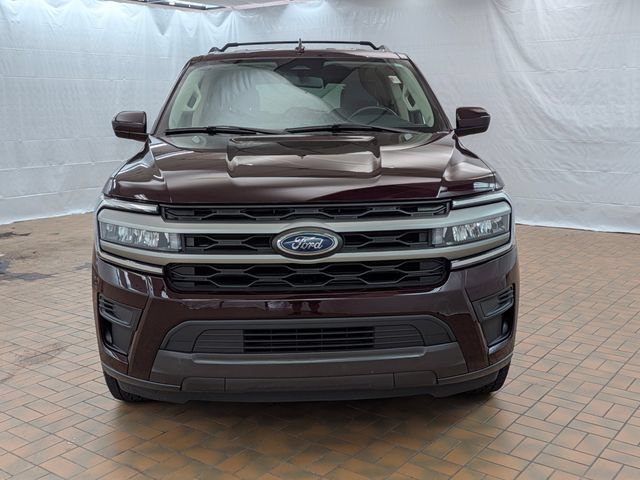 Certified 2024 Ford Expedition XLT AWD/4WD image 2