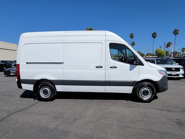 Used 2023 Mercedes-Benz Sprinter 2500 image 30