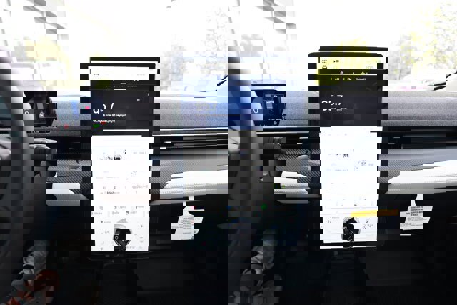 Certified 2025 Ford Mustang Mach-E Premium image 20