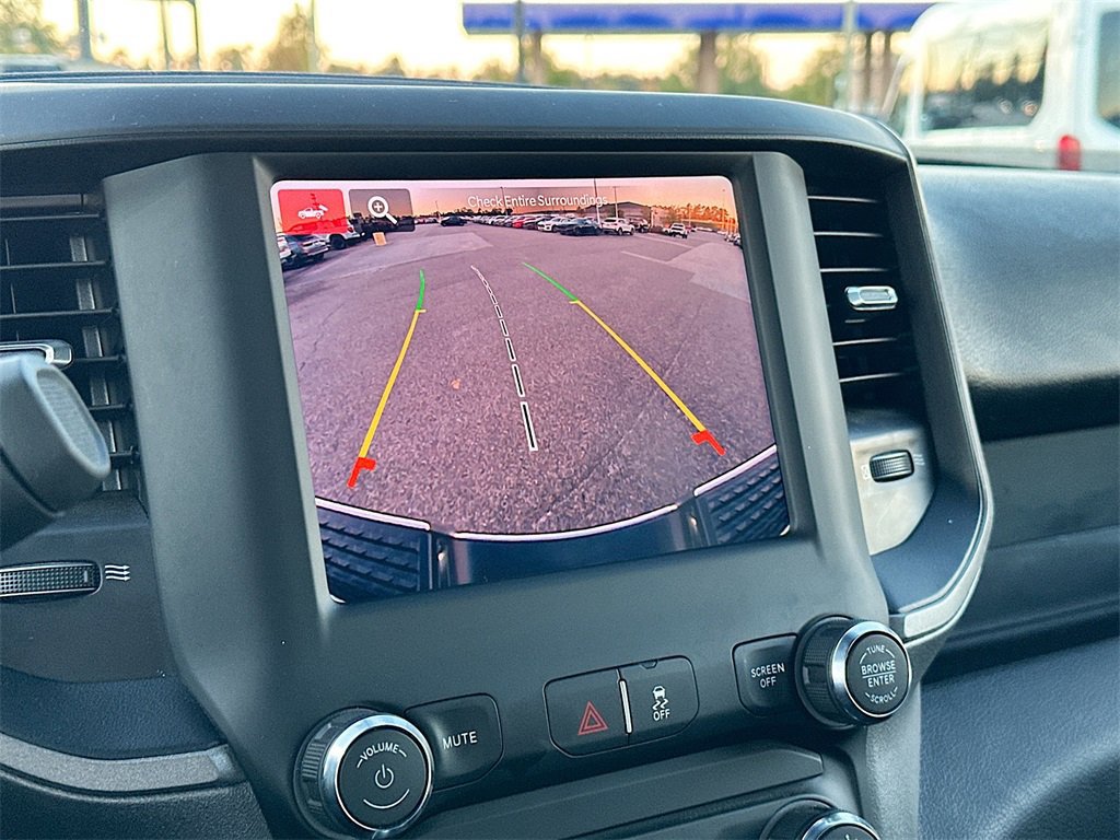 Used 2024 RAM 2500 Tradesman w/ Chrome Appearance Group image 23