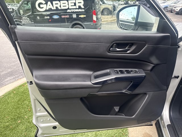 Used 2024 Nissan Pathfinder SV w/ Cargo Package FWD image 11