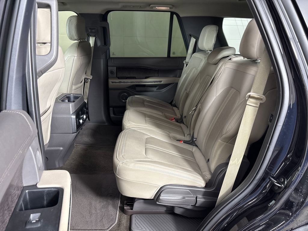 Certified 2019 Ford Expedition Limited w/ Equipment Group 301A RWD image 30