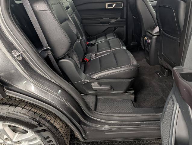 Certified 2020 Ford Explorer XLT w/ Equipment Group 202A AWD/4WD image 26
