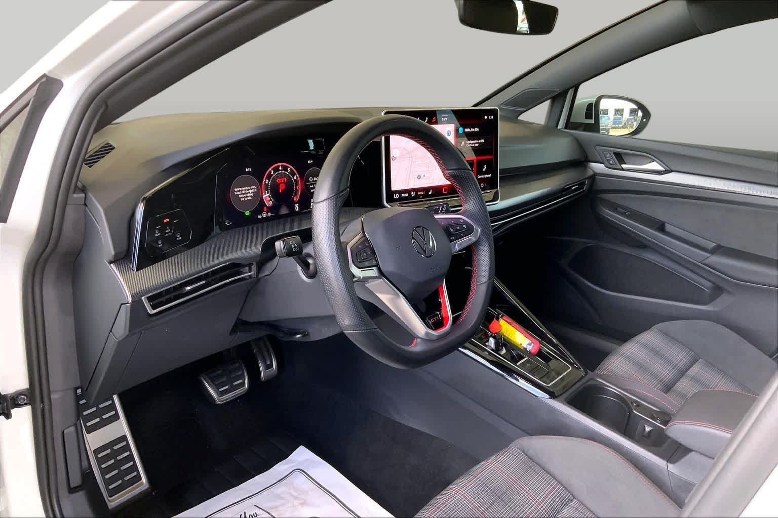 Used 2025 Volkswagen GTI S FWD image 17