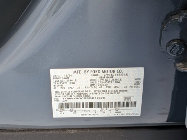 Certified 2025 Ford Explorer ST AWD/4WD image 35